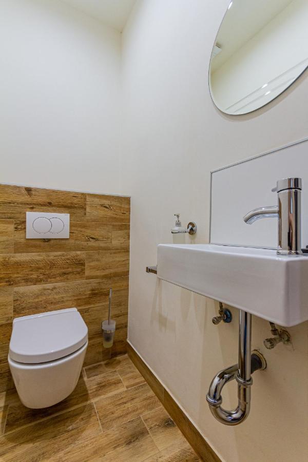 Supercentral Boutique Apartment
