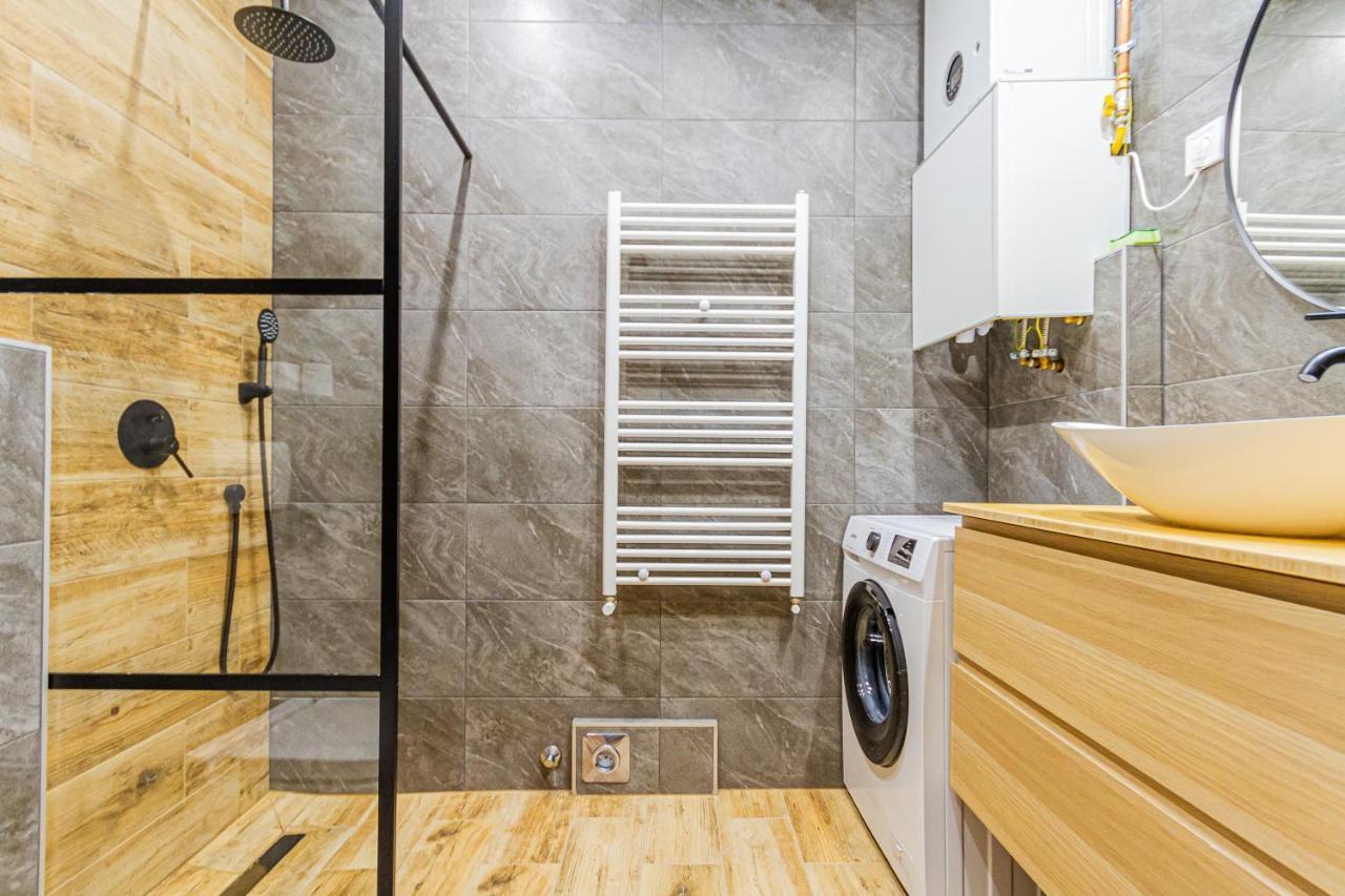 Supercentral Boutique Apartment